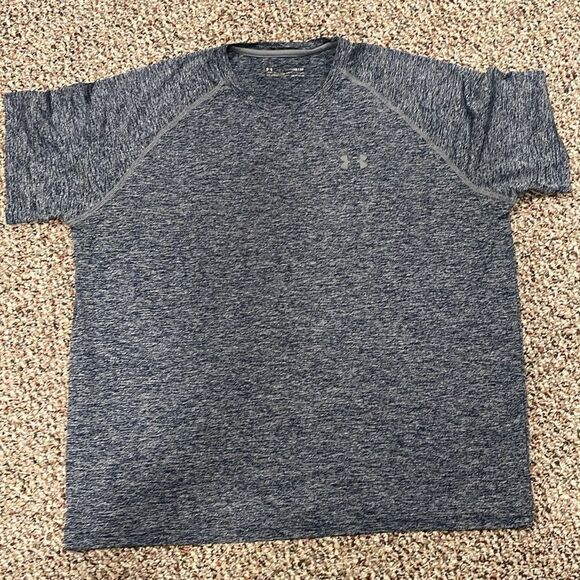 Under Armour “loose” heatgear tee Blue size XL - Picture 1 of 4